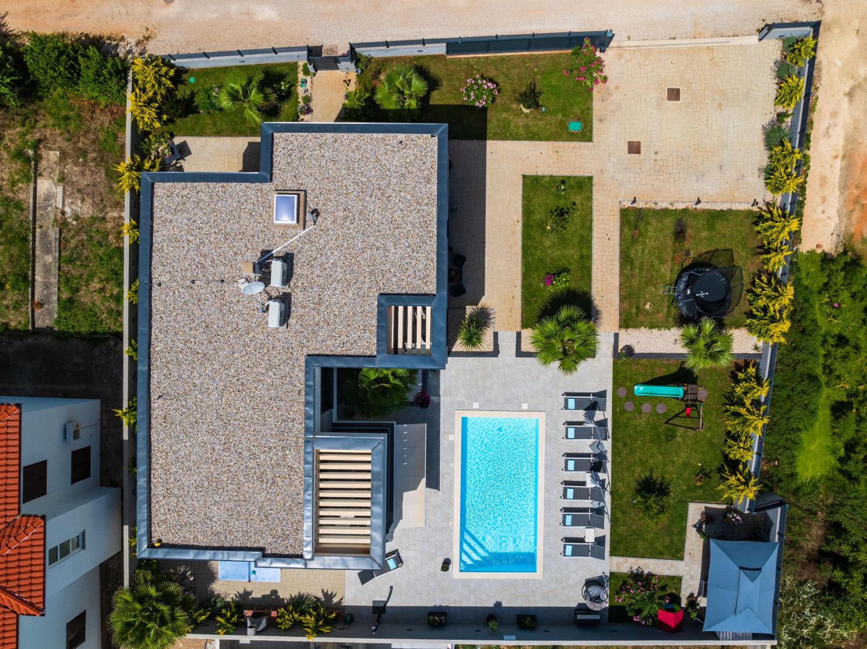 Villa N Drage