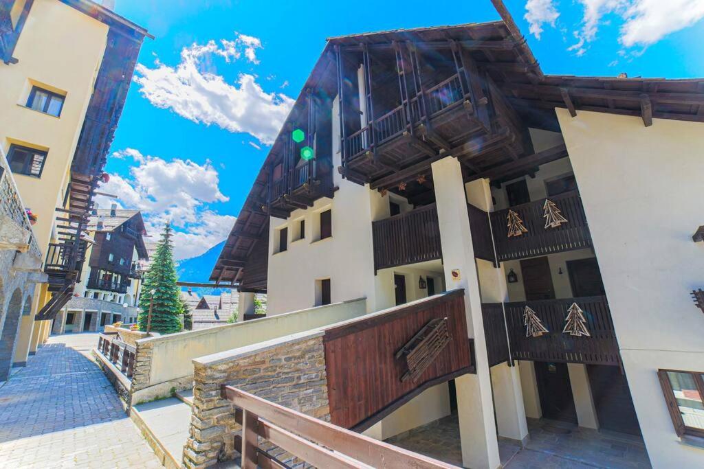 Ampia Terrazza 2Min da Sestriere