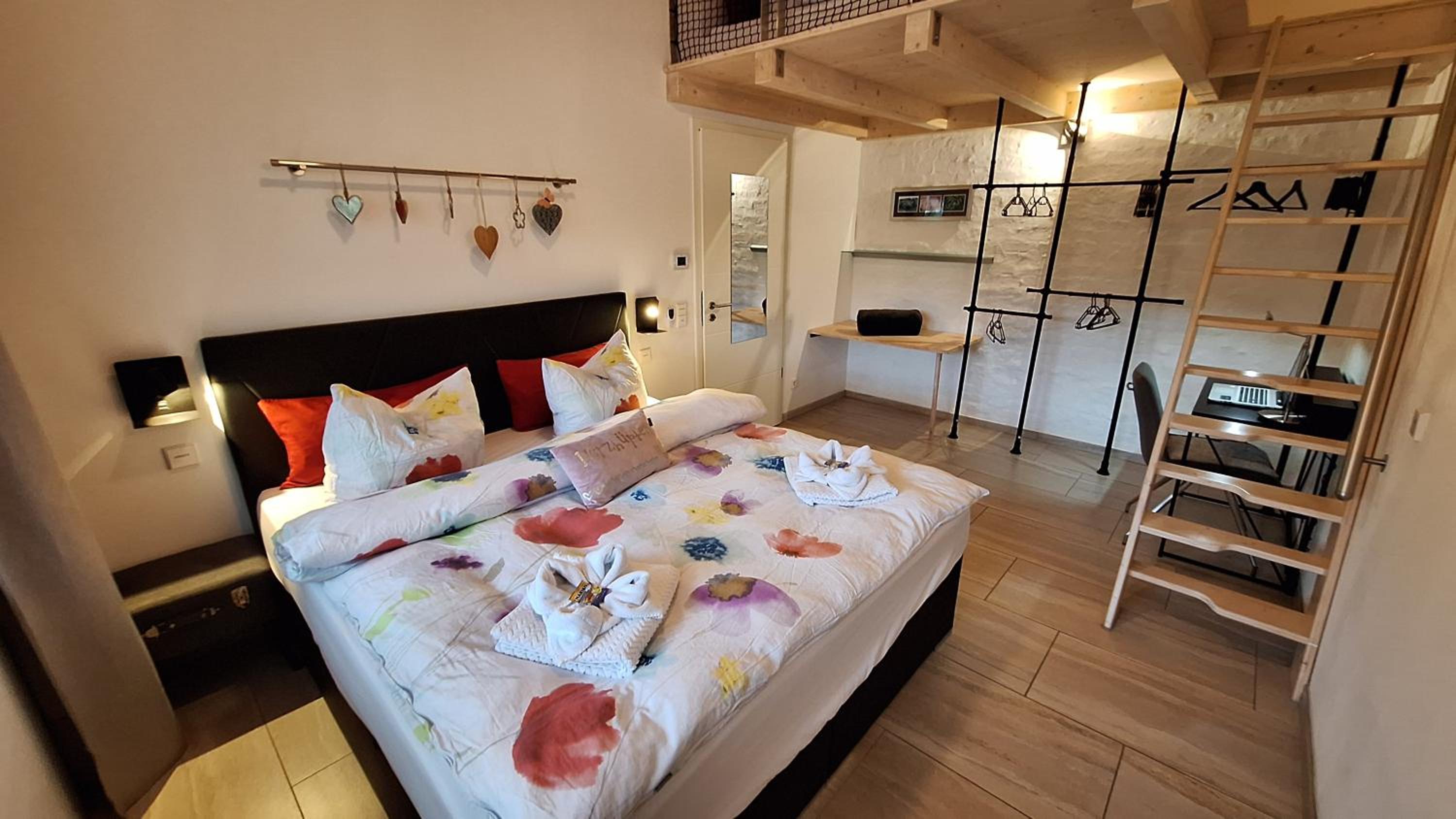 Auszeit Erfurt - stilvoller Bungalow mit Parkplatz - zentrumsnah
