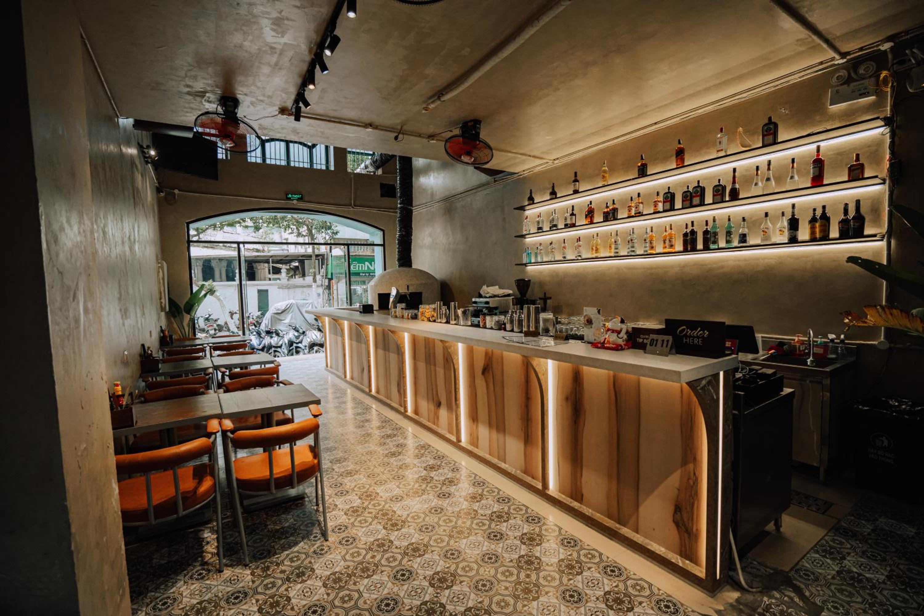 Quiri Hostel Hanoi