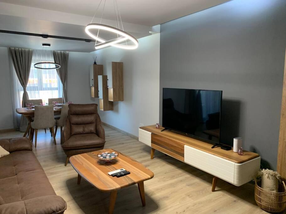 Lillium home