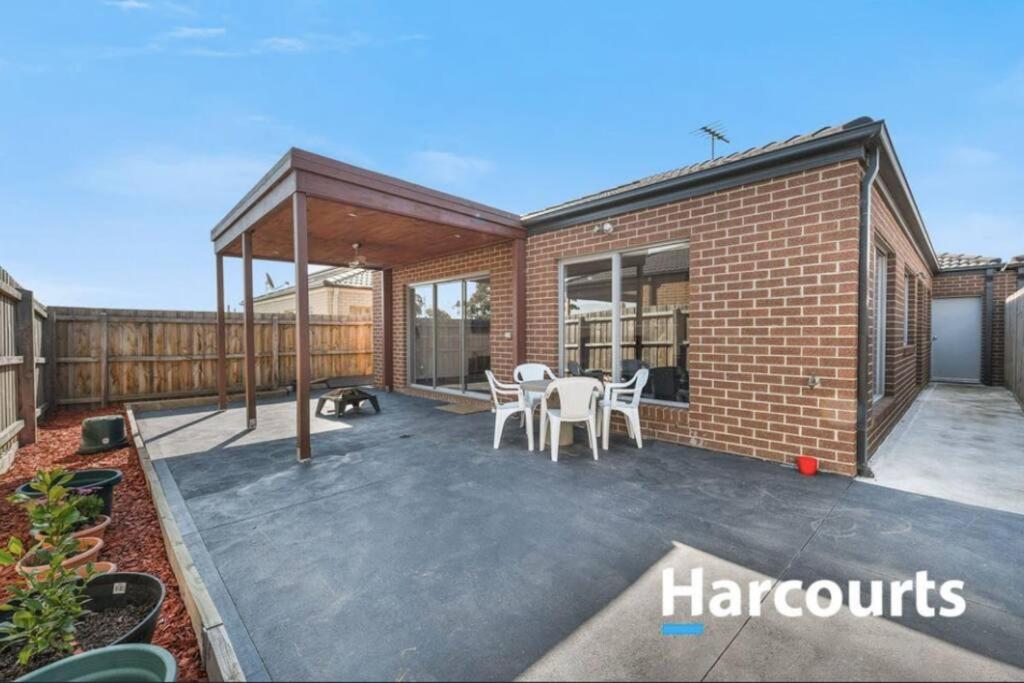 Close to Dandenong Ranges and Mornington peninsula