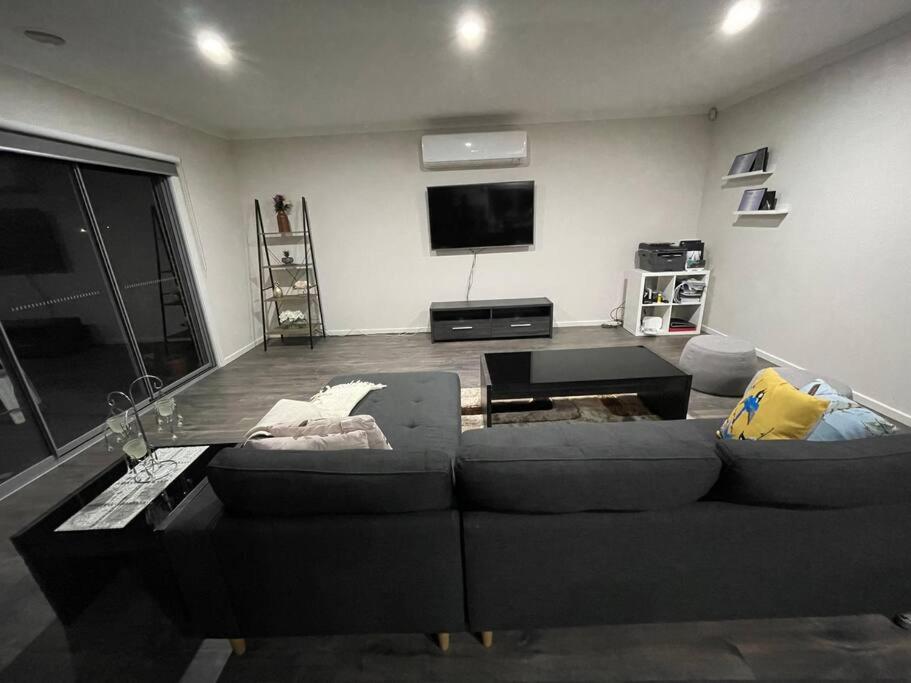 Close to Dandenong Ranges and Mornington peninsula