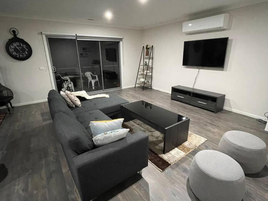Close to Dandenong Ranges and Mornington peninsula