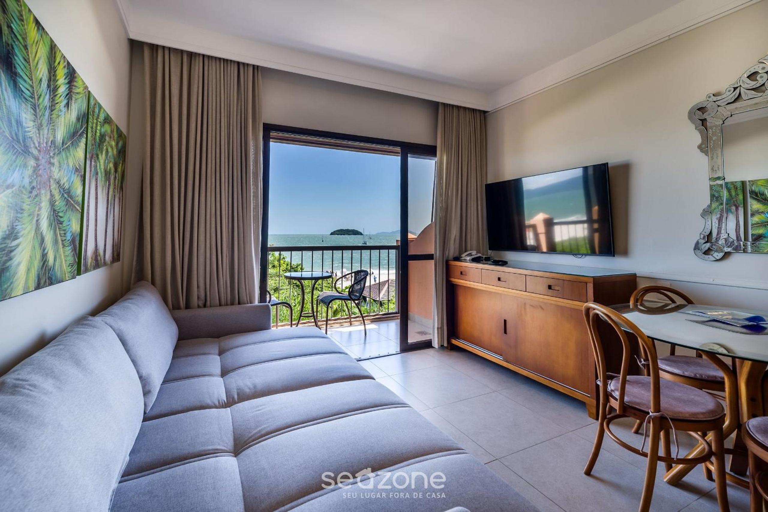 Modern Studios by the Sea - Jurerê Beach Village JBVTOP