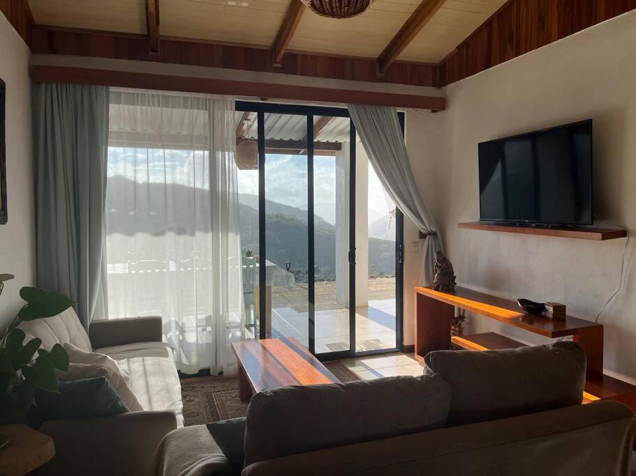 Alas House, Monteverde with amazing sunset view!
