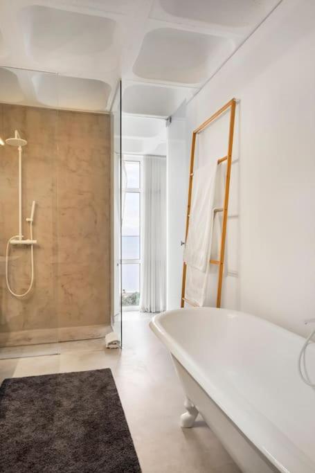 Loft espaçoso com vista deslumbrante para o Tejo view 4