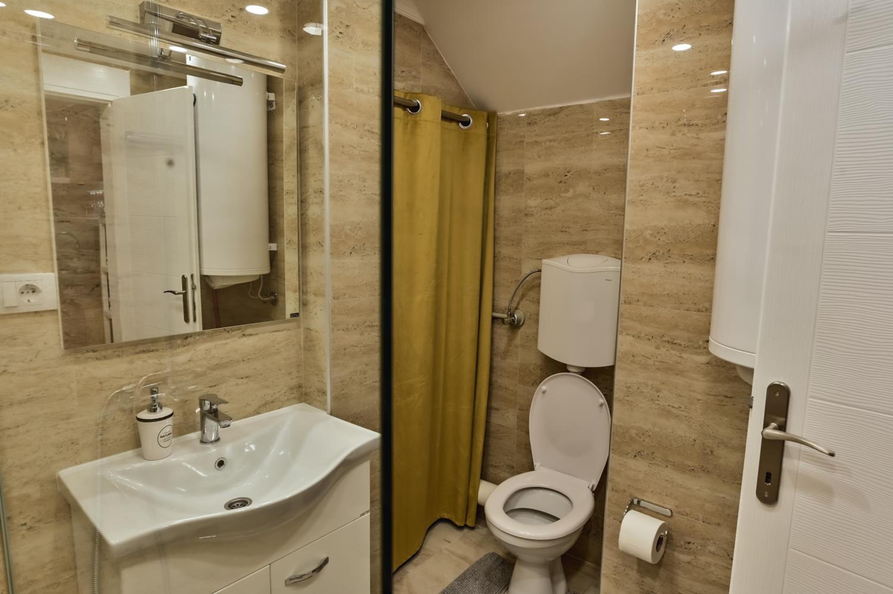 Level 1 Spa Apartman