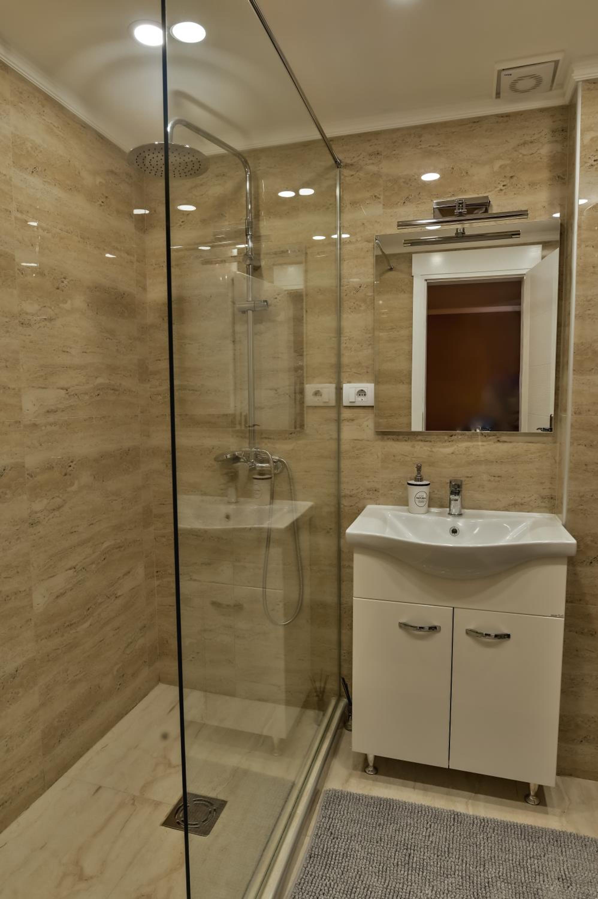 Level 1 Spa Apartman, photo 26
