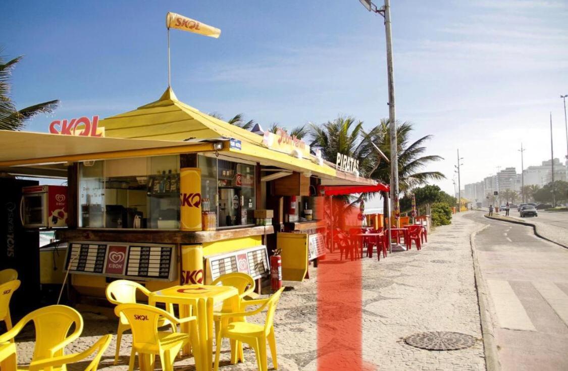 Apartamento Pé na Areia - Barra Bella Posto 6 Barra da Tijuca
