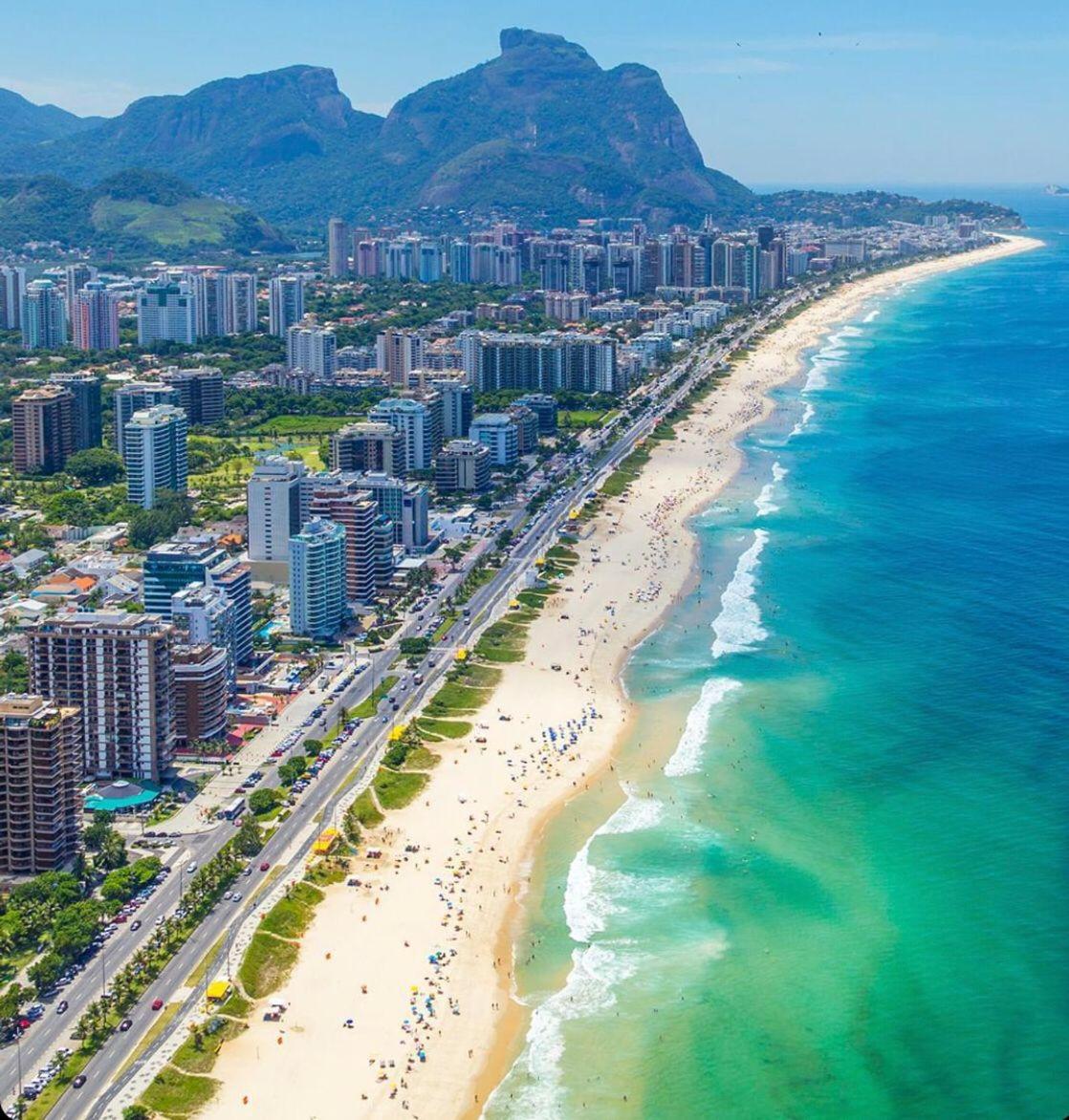 Apartamento Pé na Areia - Barra Bella Posto 6 Barra da Tijuca