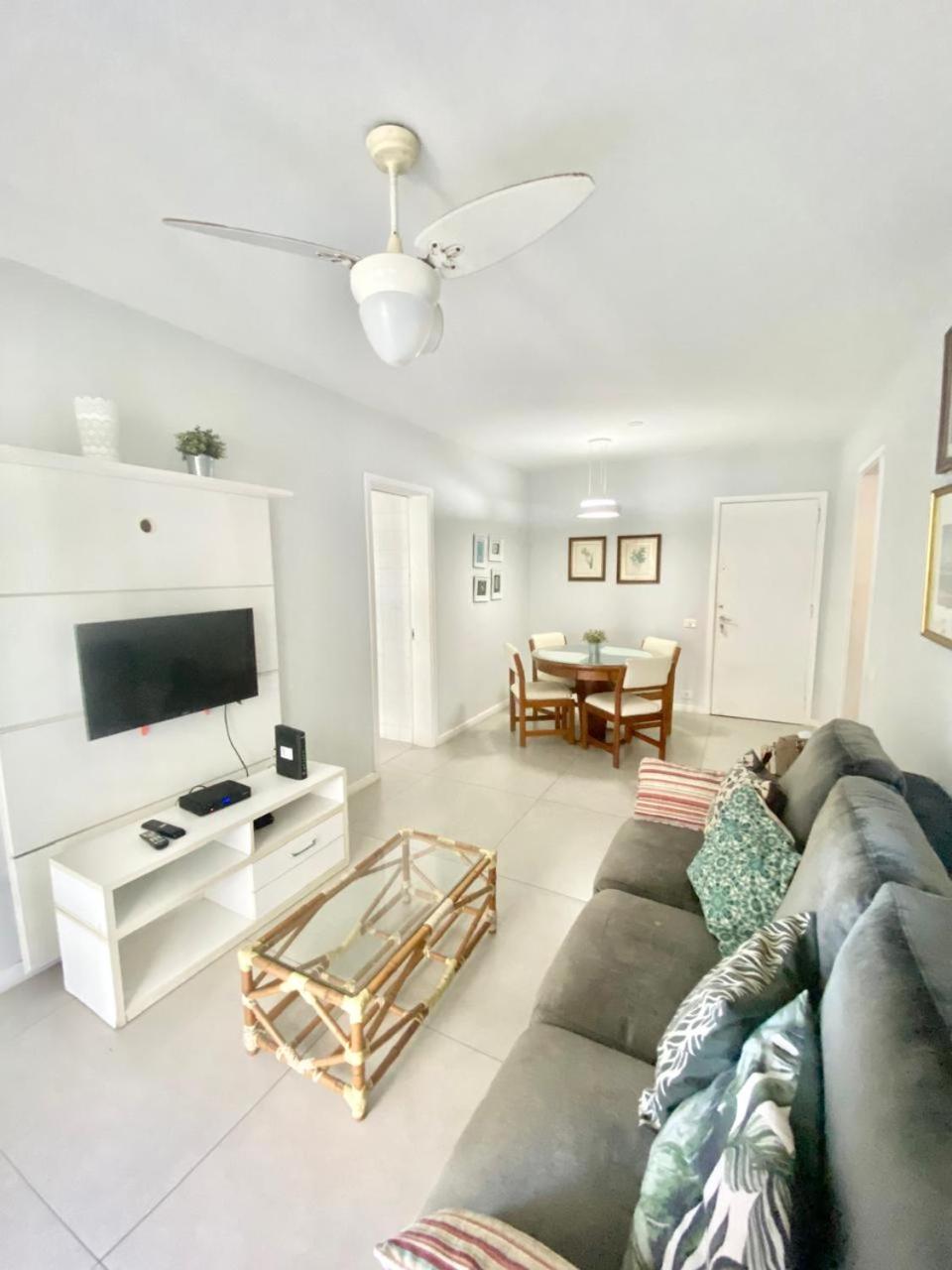 Apartamento Pé na Areia - Barra Bella Posto 6 Barra da Tijuca