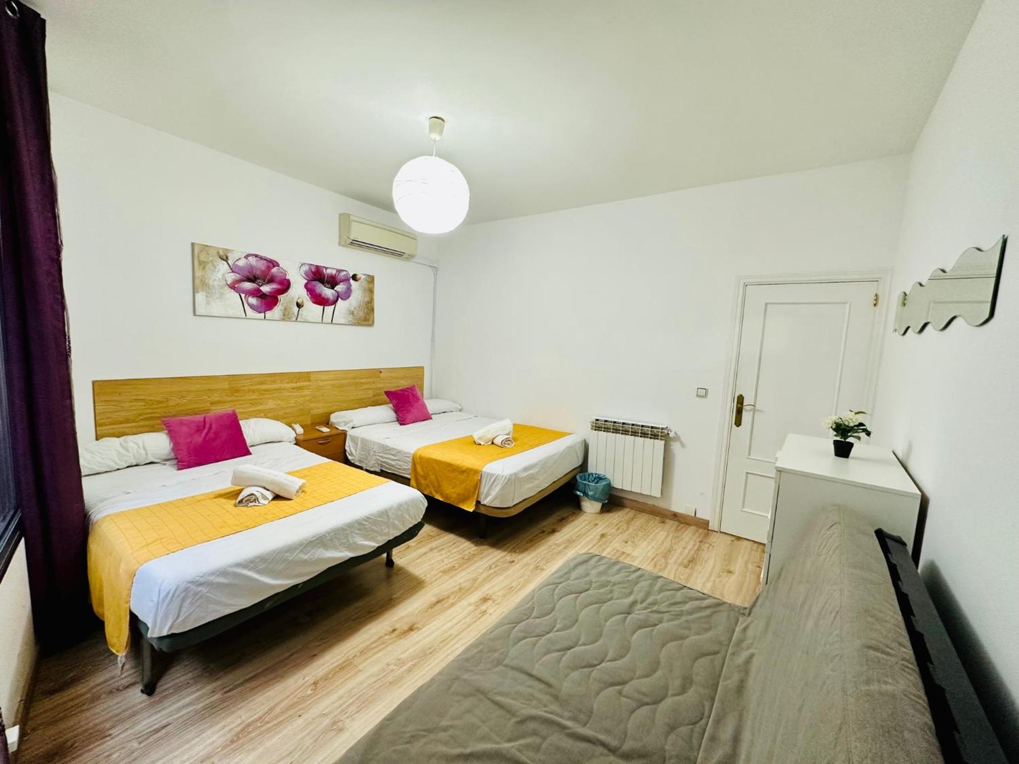 Punta me Rooms in Madrid Downtown
