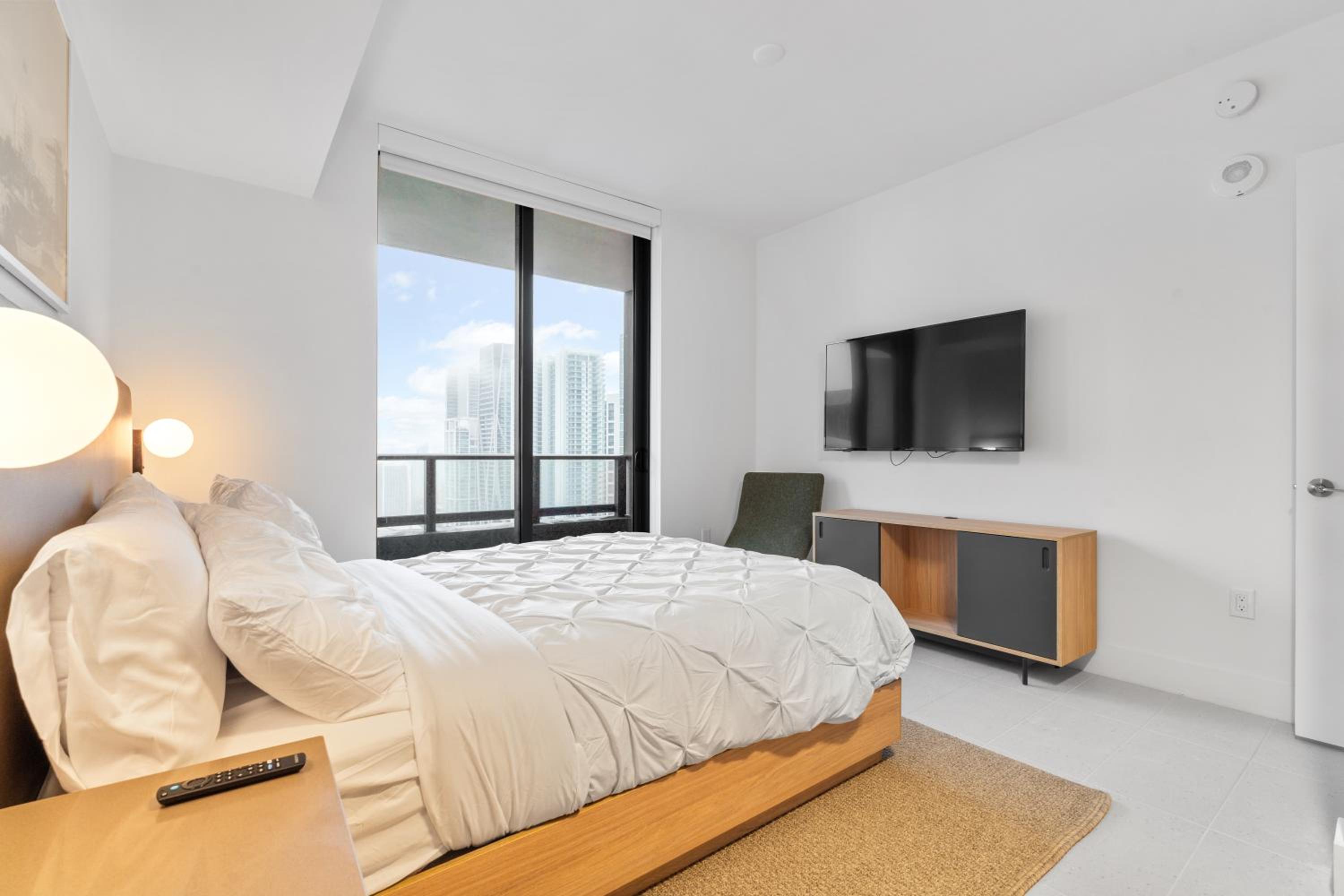 Downtown Miami Oasis #4001 - Your Home for a Perfect Vacation
