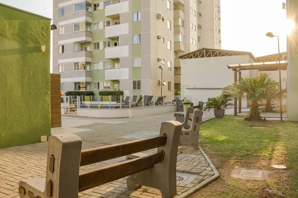Apto 2 quadras da Praia
