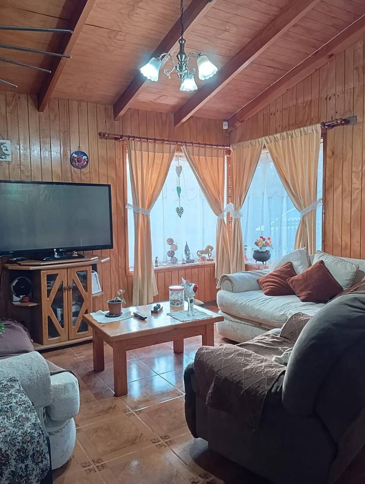 Arriendo dormitorio - alojamiento en valdivia - baño compartido