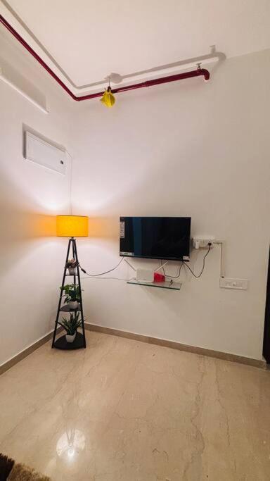 Sky View Apartment Near Nesco photo 3
