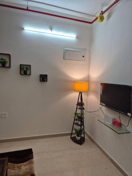Sky View Apartment Near Nesco