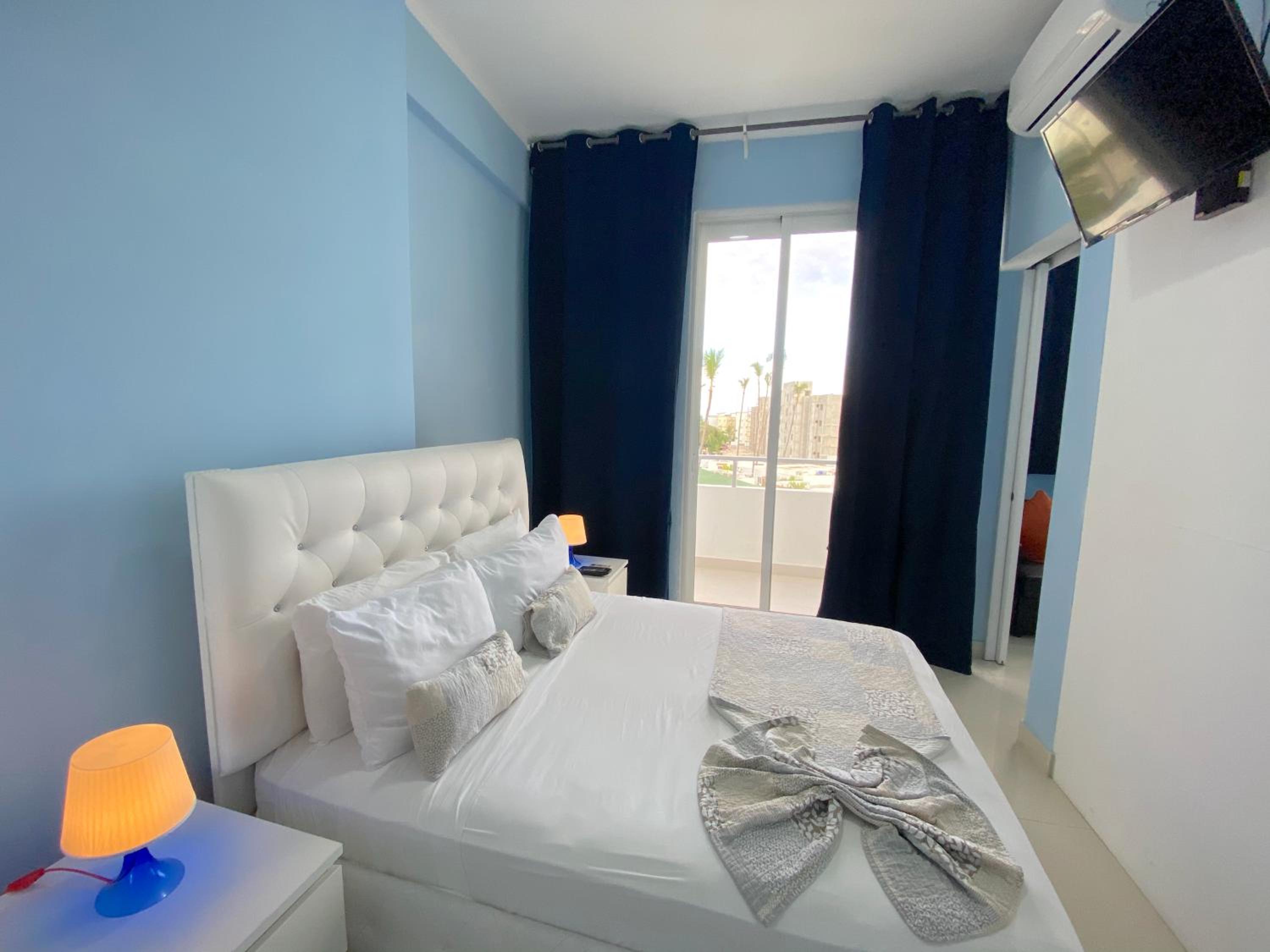 Coral SUITES Rooftop POOL Beach&SPA