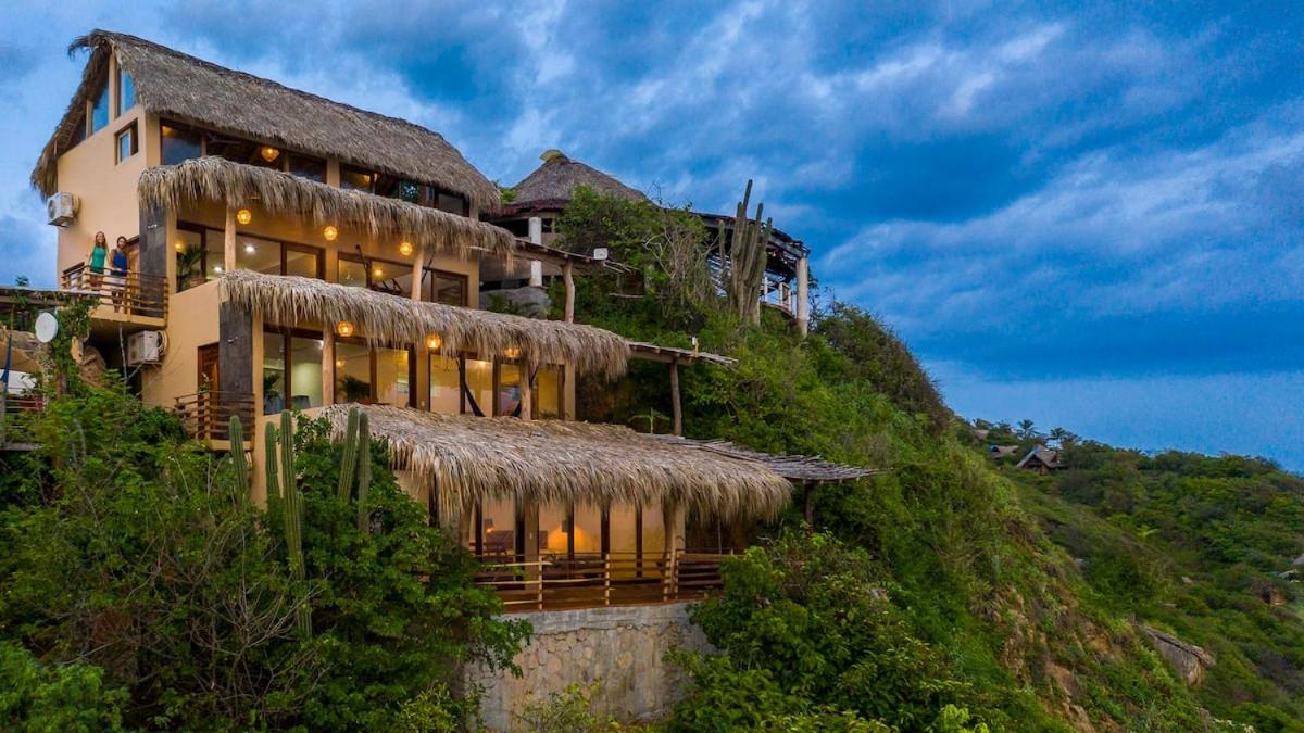 Hotel Lazuli Cielo - Beachfront Loft - Image 1