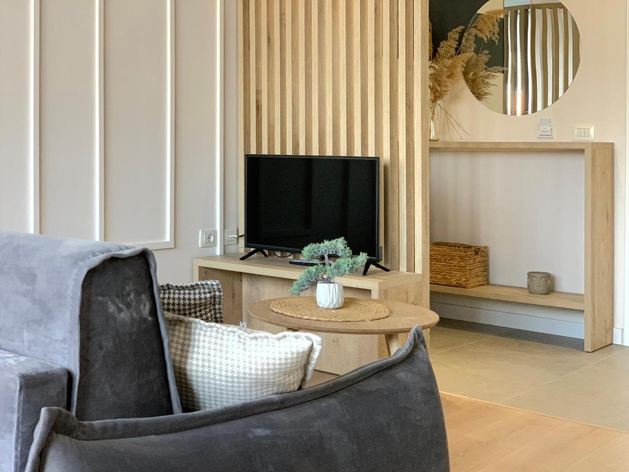 ApartHotel - Colorful by the Sea
