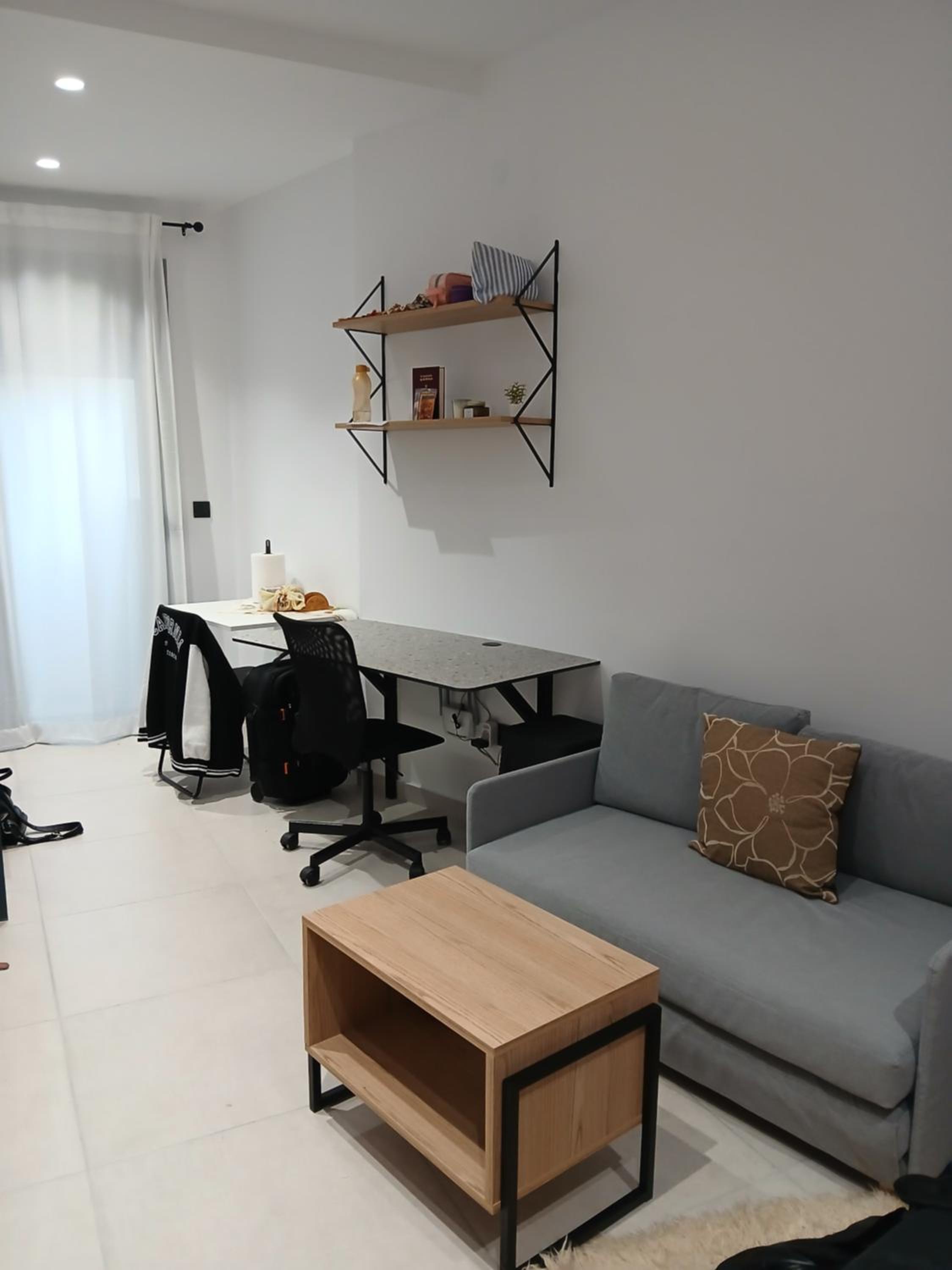 Photo 6