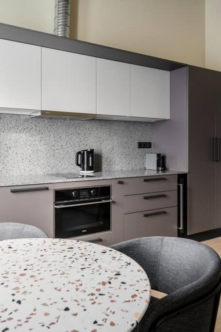 a50-Designer apartments No 5 view 4