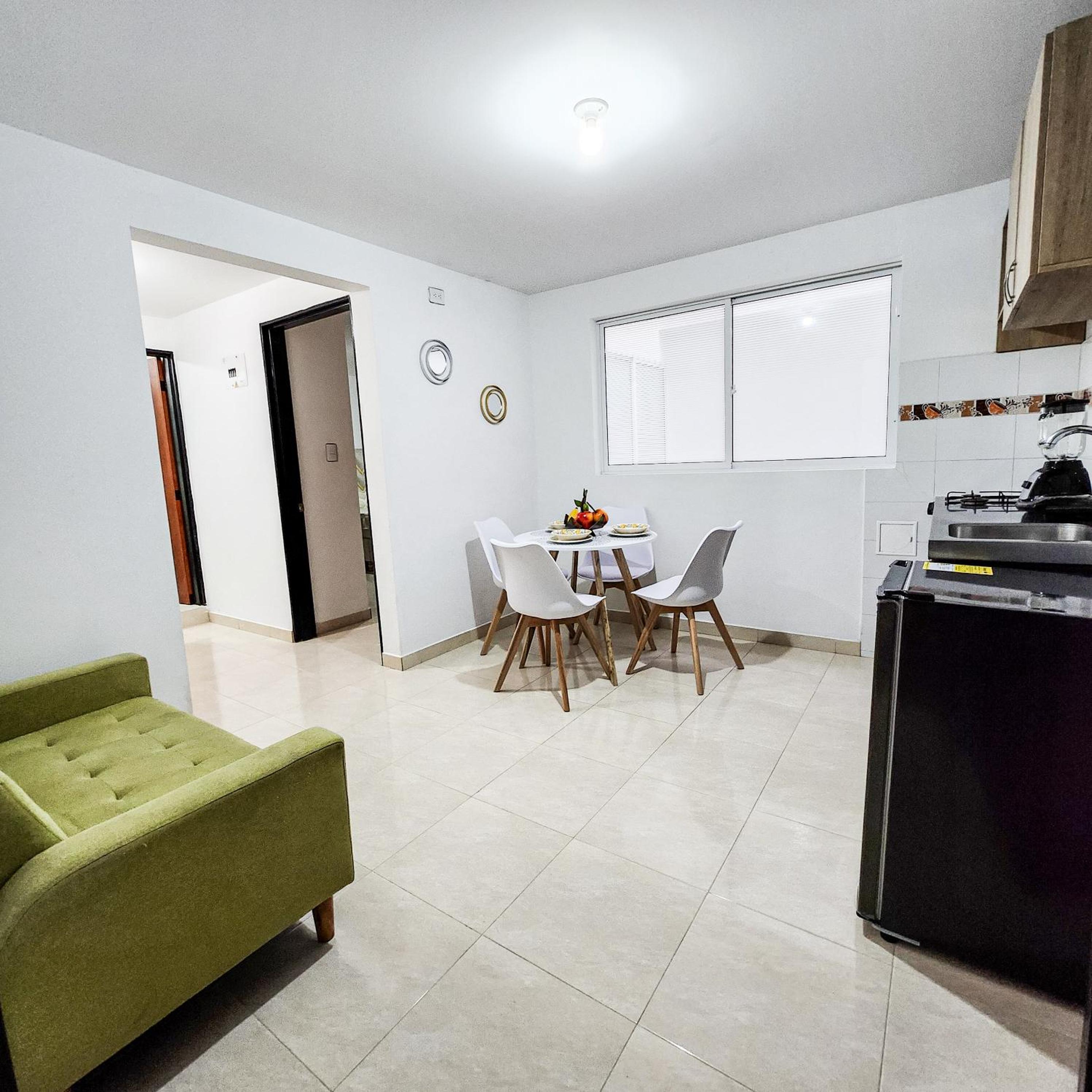 Apartamento Centro Comercial Campanario