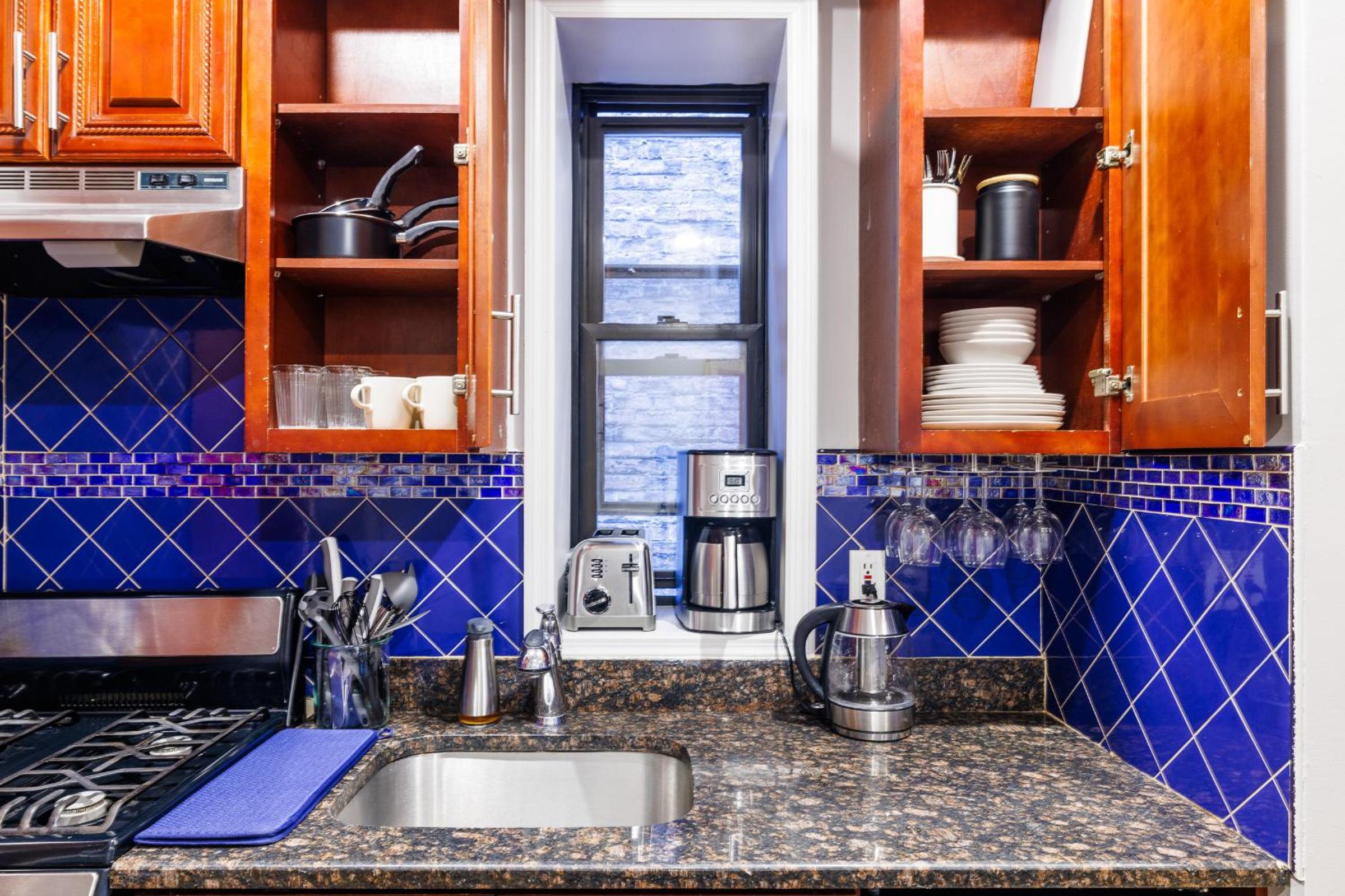 Discover the Comfort of Columbia University properties-2