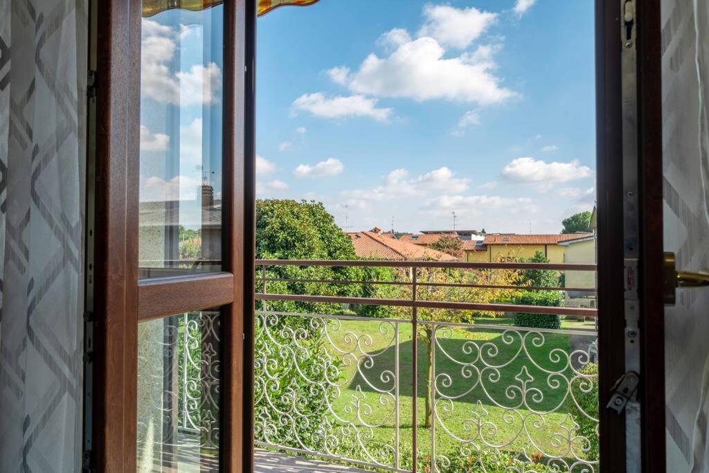 Somma Lombardo Vacations - 10 minuti da MXP e Leonardo - Elegant Modern Apartment - Property Image 6