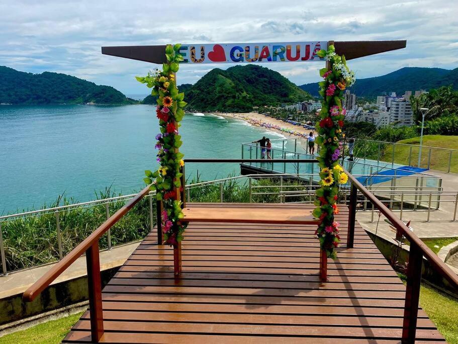 Guarujá praia do Tombo-Astúrias a 200m da areia