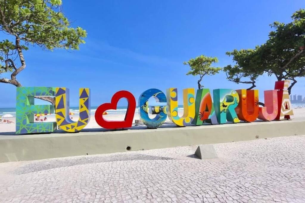 Guarujá praia do Tombo-Astúrias a 200m da areia