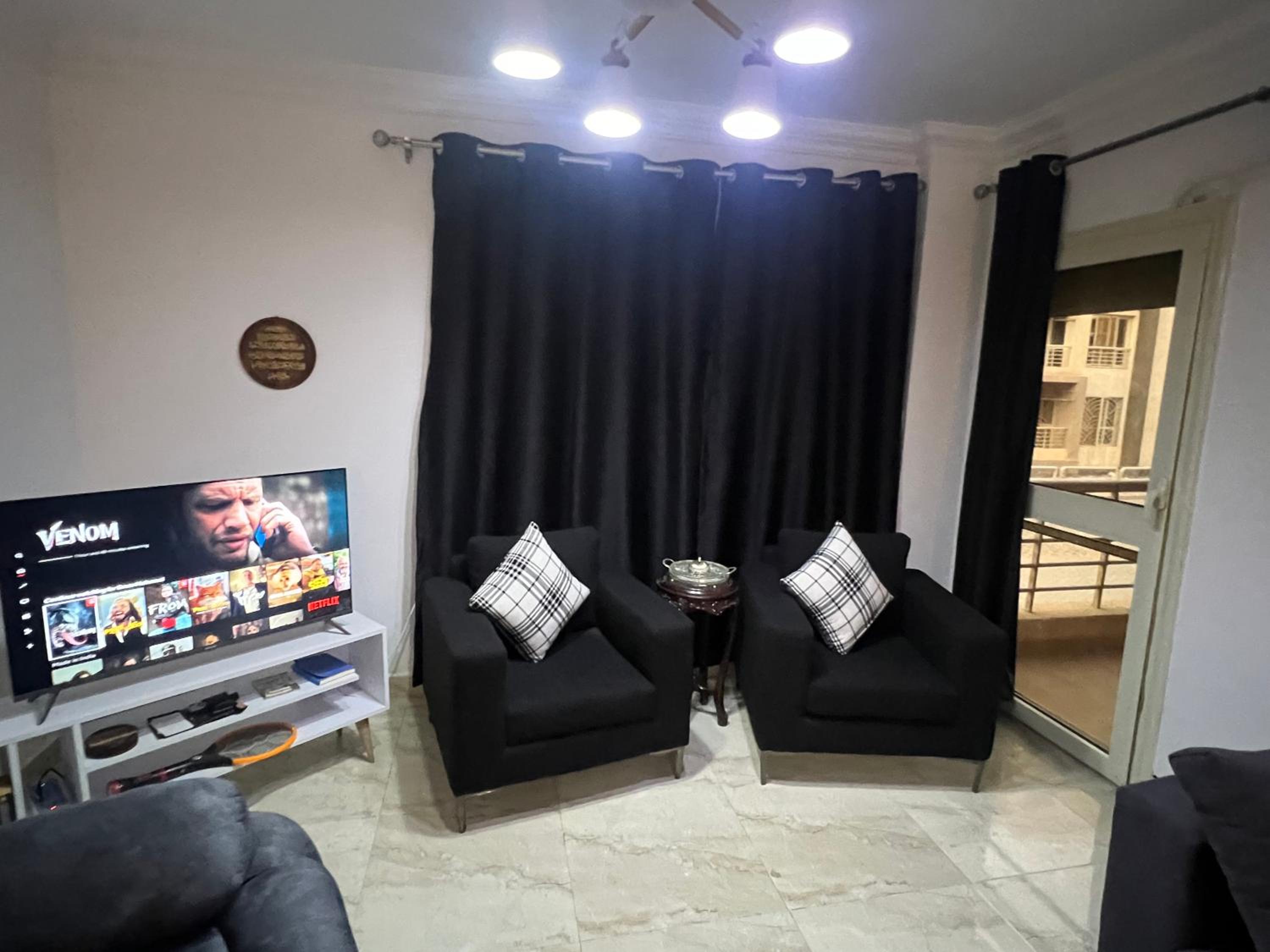 Elegant luxury app auc avenue New cairo