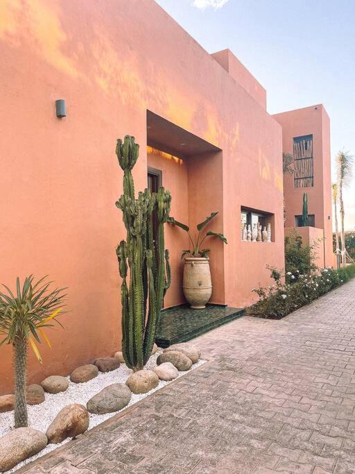 Hotel Villa Gasämbre - Piscine chauffée 27C à l'année ! - Image 1