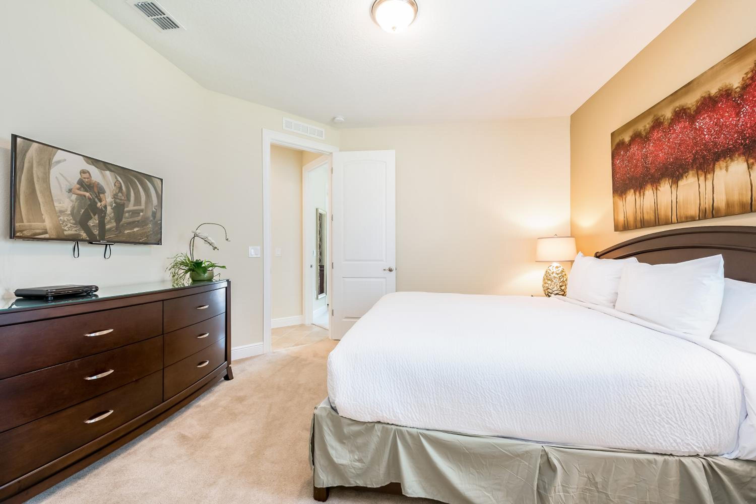Newly Renovated 2026 - 11BR Large Home with Private Pool & Spa near Disney