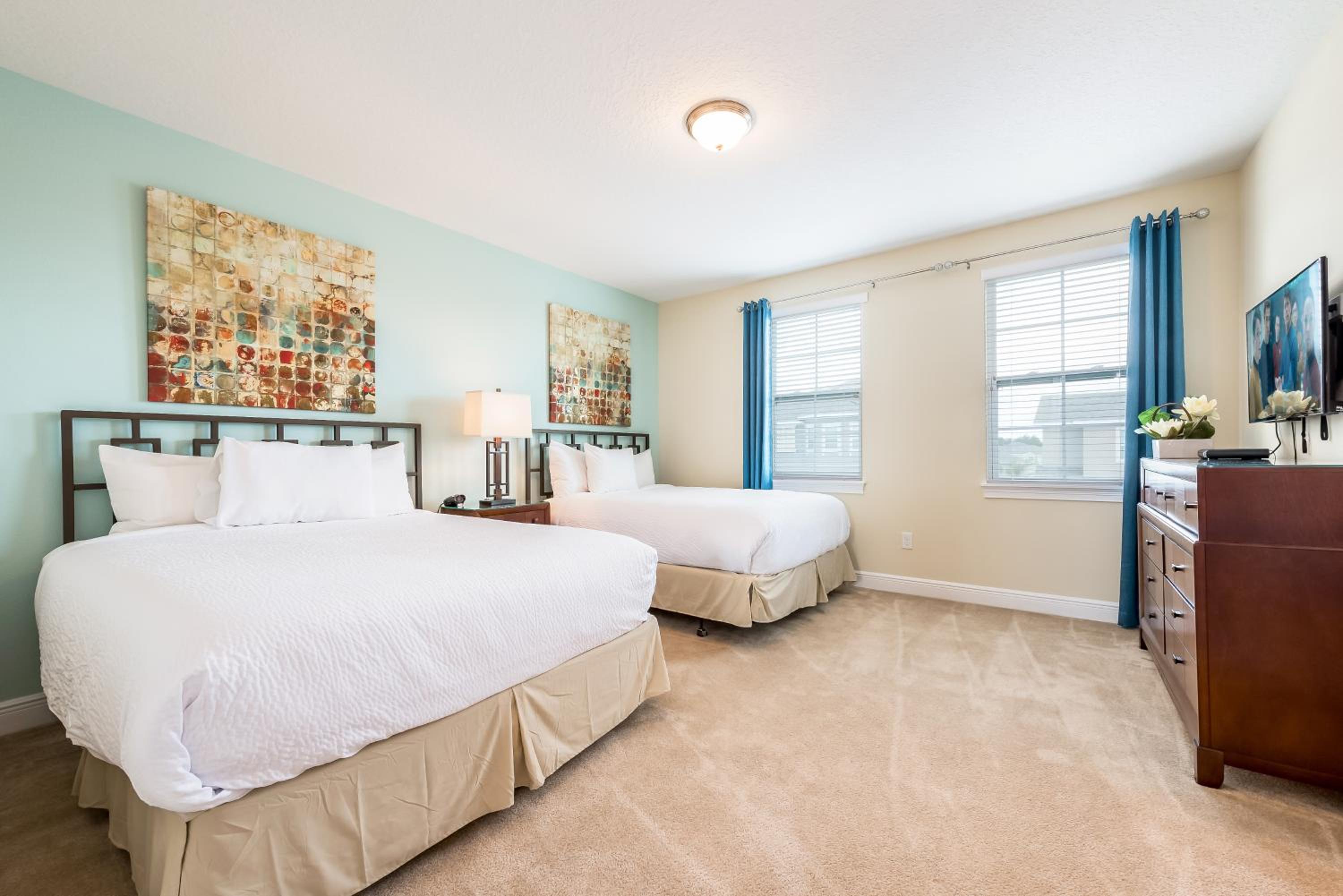 Newly Renovated 2026 - 11BR Large Home with Private Pool & Spa near Disney