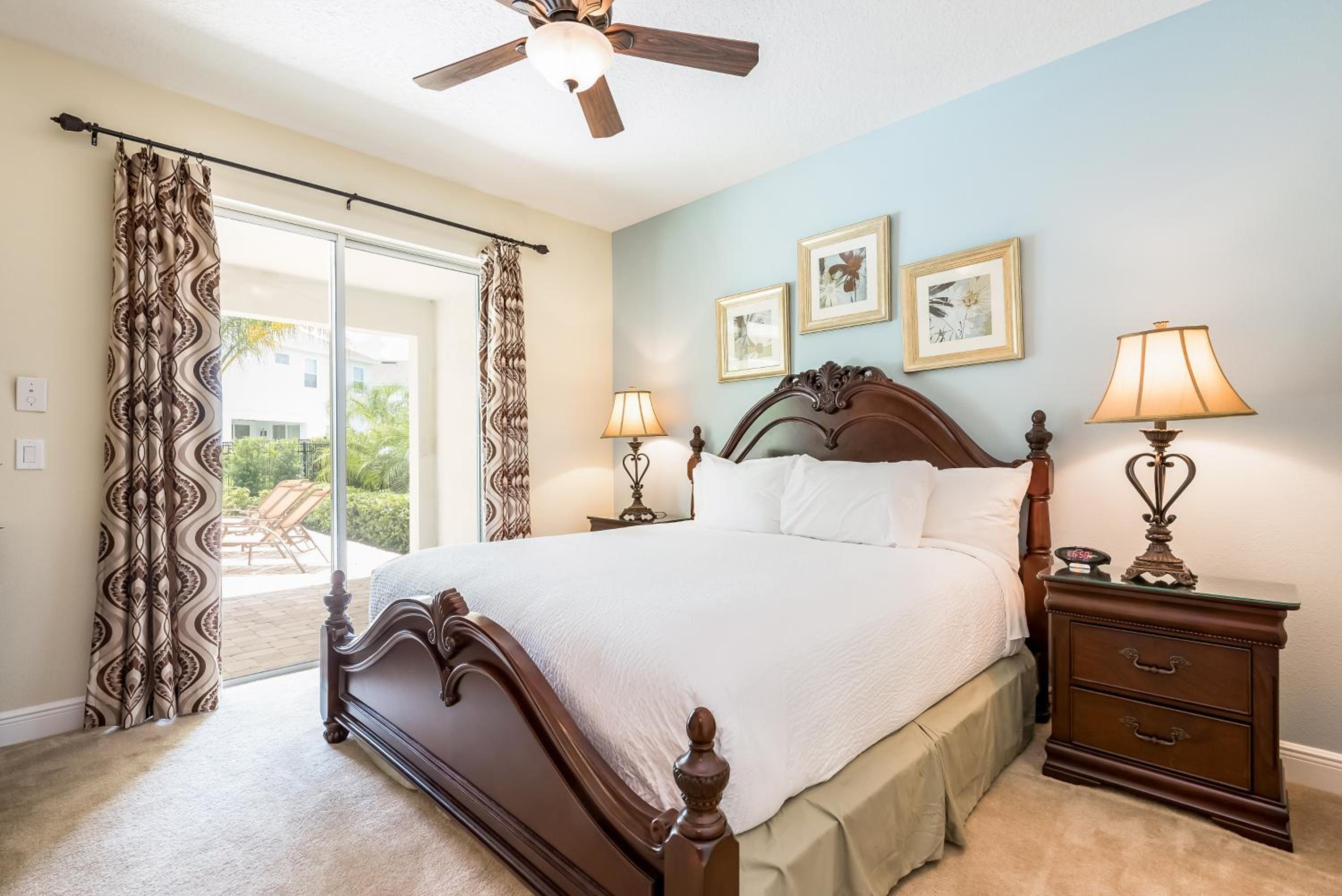 Newly Renovated 2026 - 11BR Large Home with Private Pool & Spa near Disney