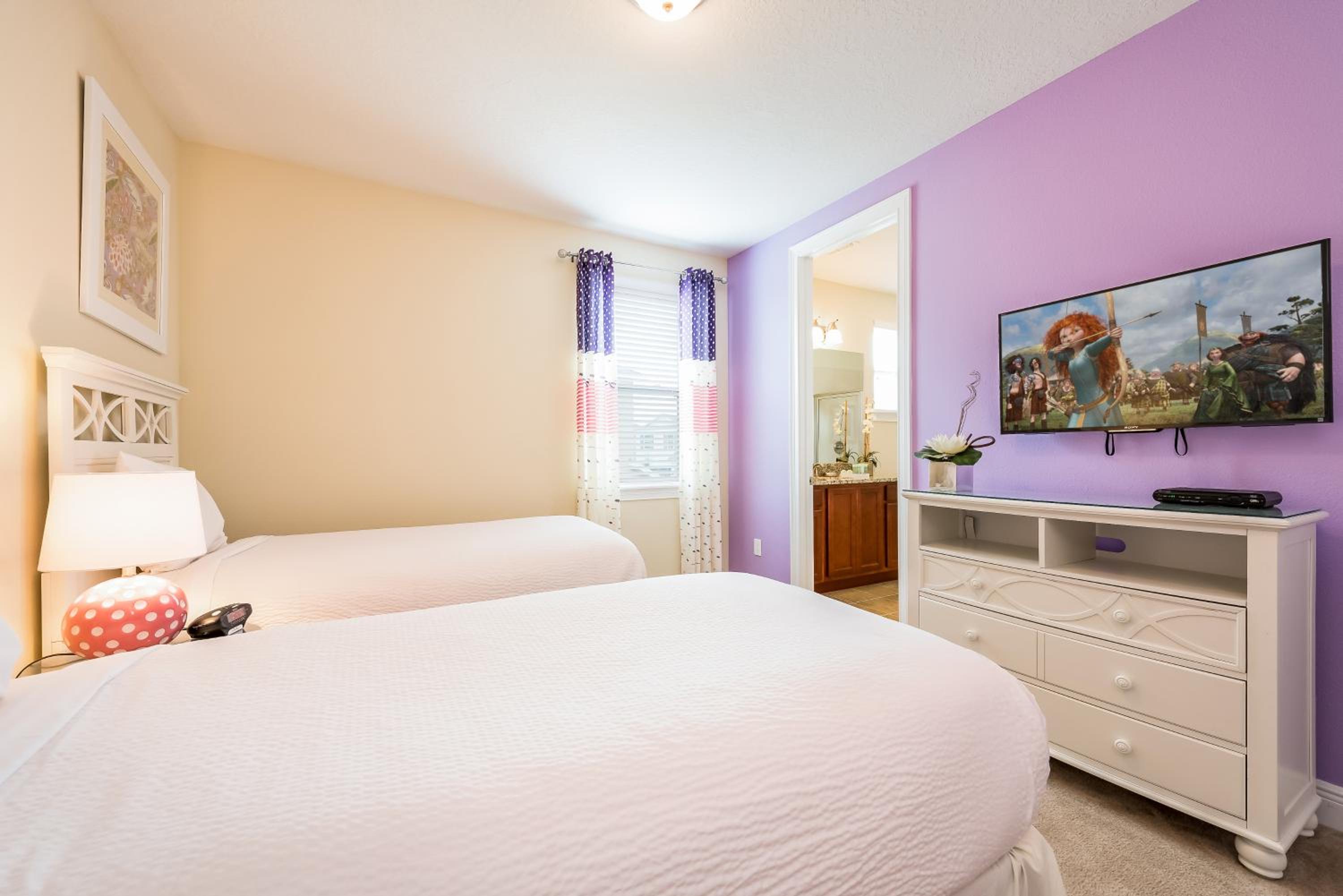 Newly Renovated 2026 - 11BR Large Home with Private Pool & Spa near Disney