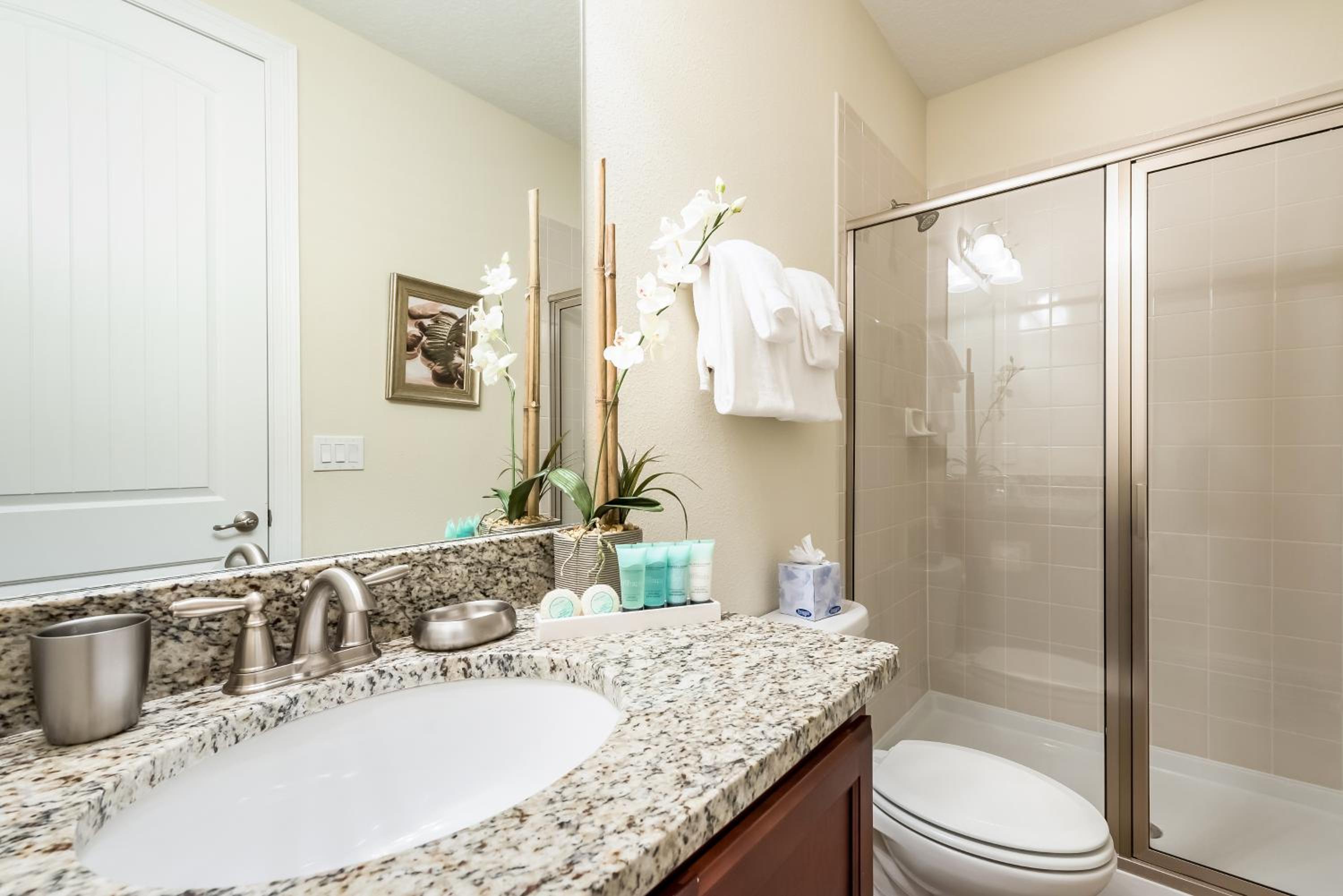 Newly Renovated 2026 - 11BR Large Home with Private Pool & Spa near Disney