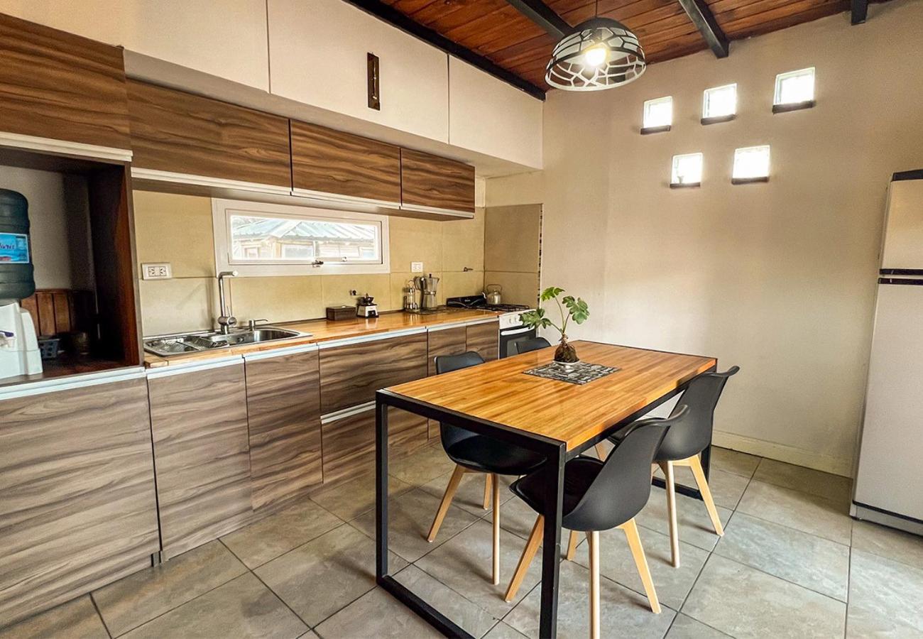 RentUp - Casa en Bariloche con chimenea y jardin en Mirador del Chalhuaco