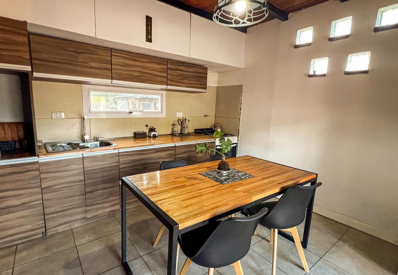RentUp - Casa en Bariloche con chimenea y jardin en Mirador del Chalhuaco