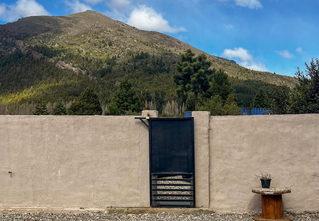 RentUp - Casa en Bariloche con chimenea y jardin en Mirador del Chalhuaco