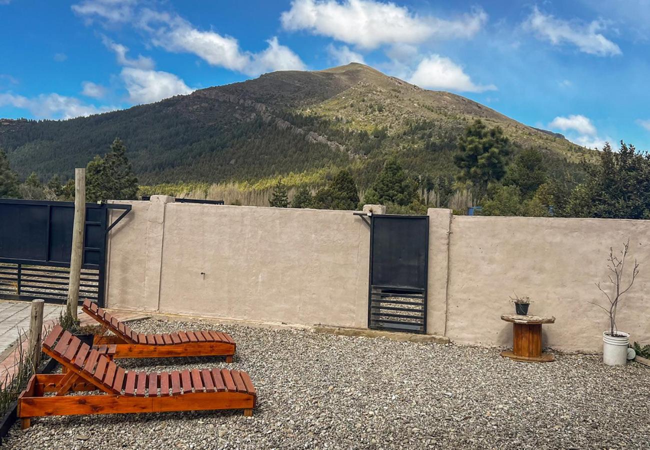 RentUp - Casa en Bariloche con chimenea y jardin en Mirador del Chalhuaco