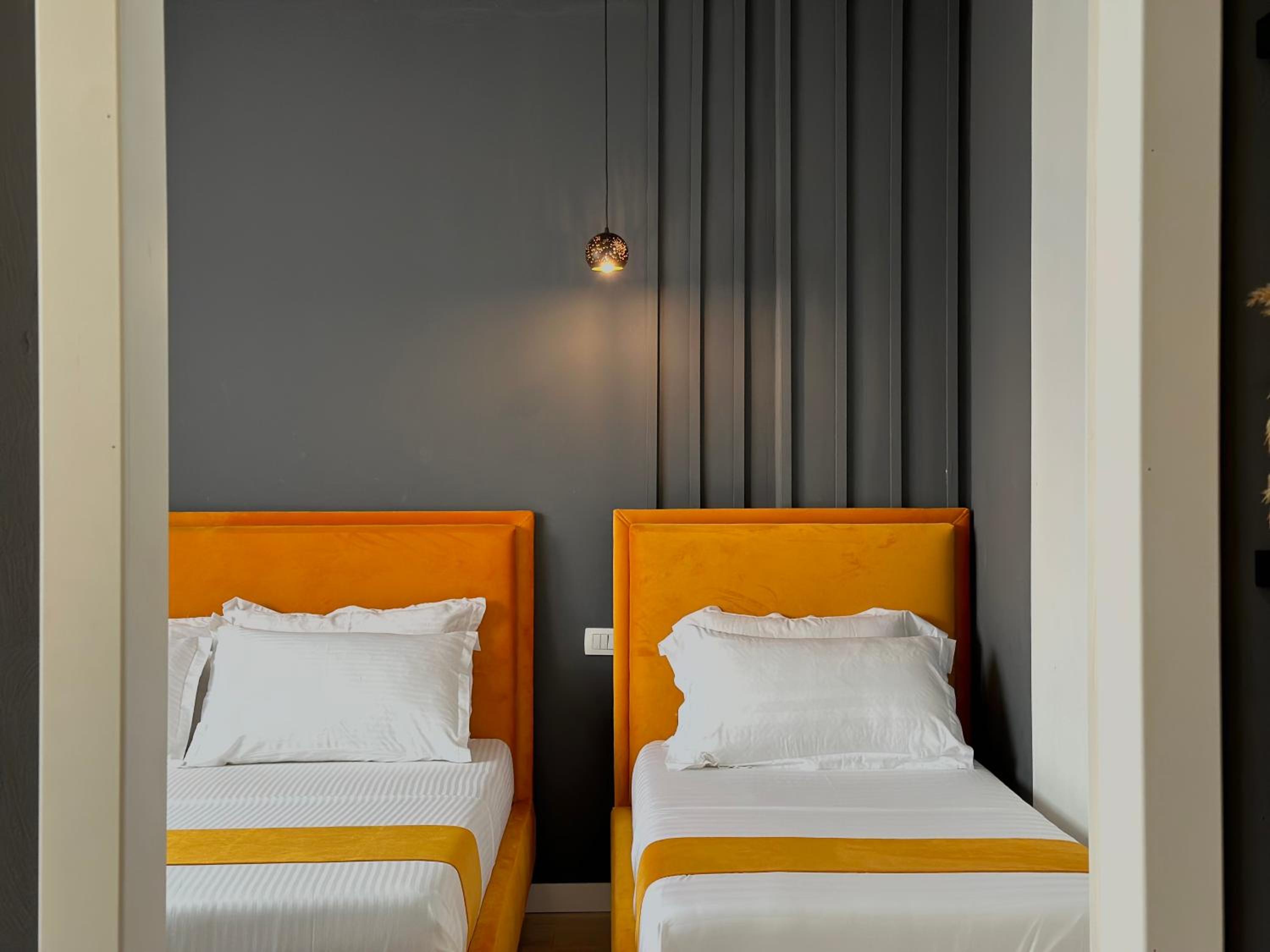 ApartHotel - Colorful by the Sea
