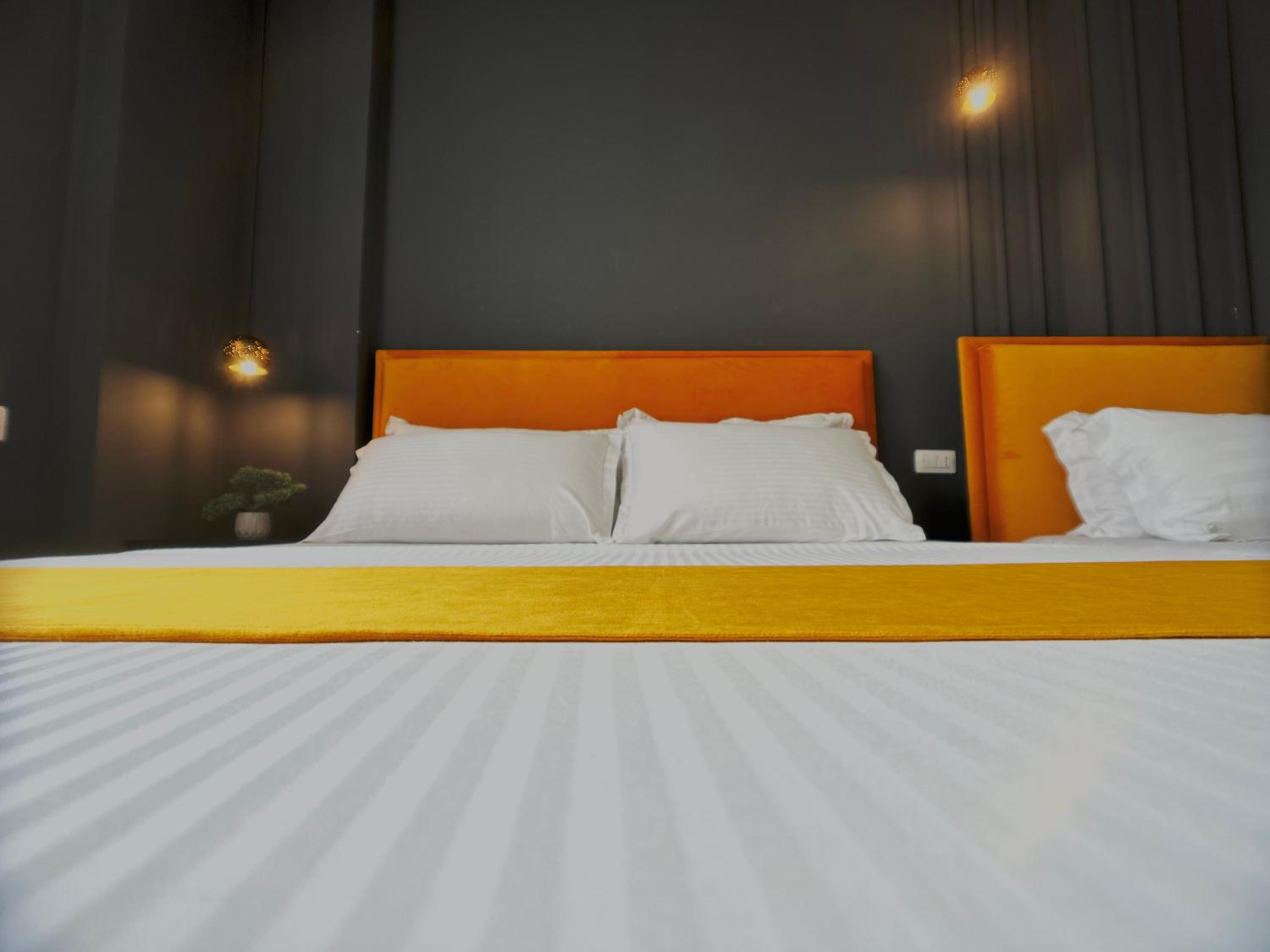 ApartHotel - Colorful by the Sea
