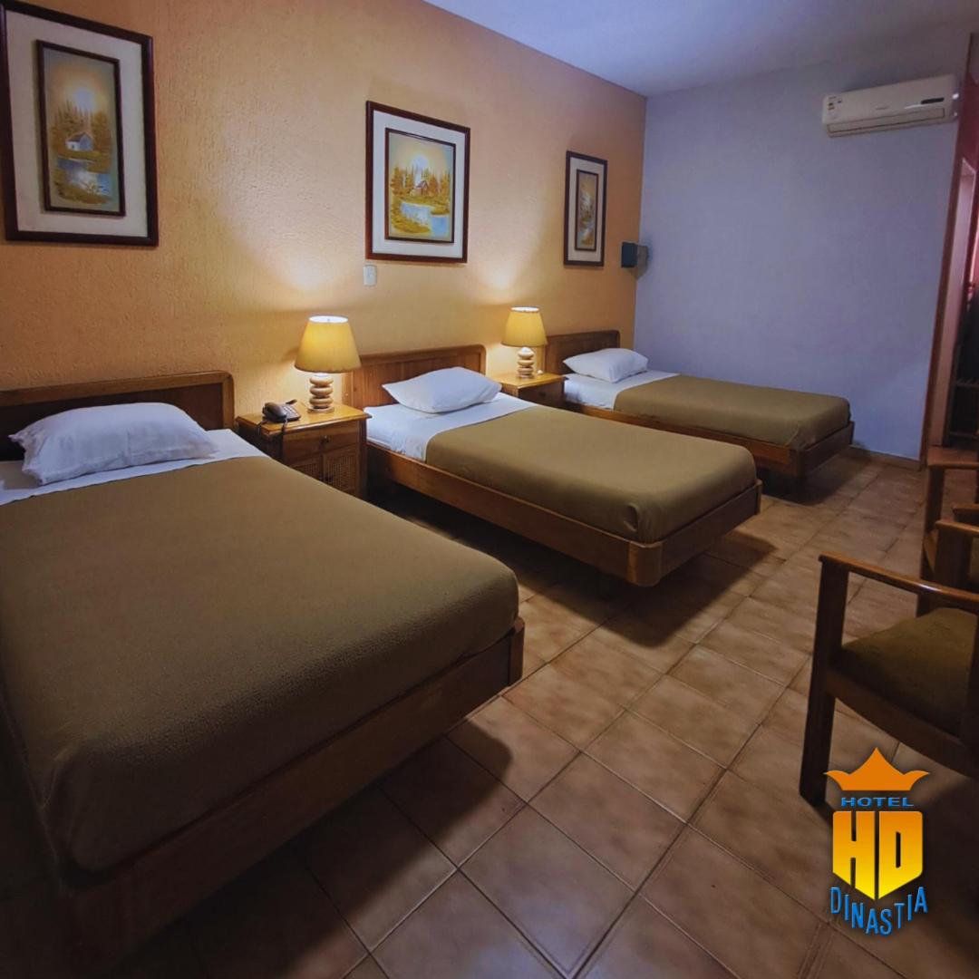 Hotel Dinastía