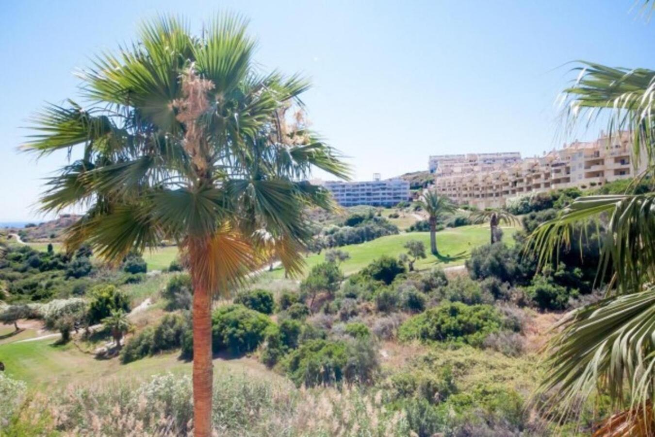 Beautiful Apartment Duquesa Village