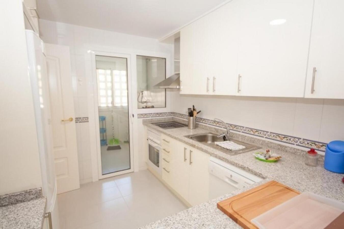 Beautiful Apartment Duquesa Village