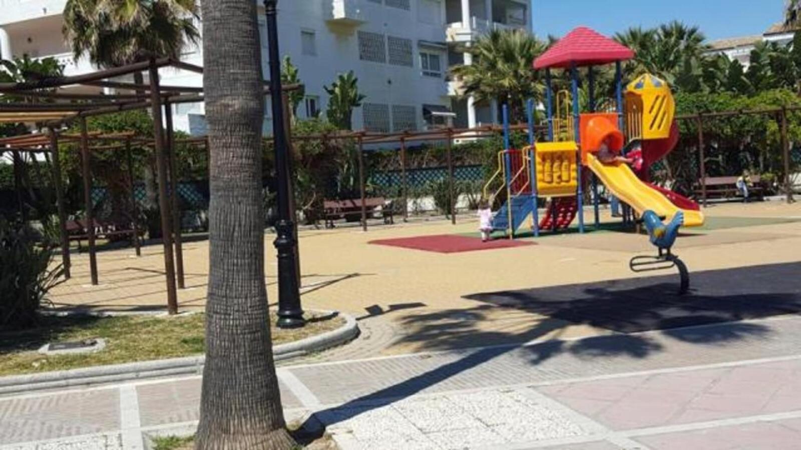 Beautiful Apartment Duquesa Village
