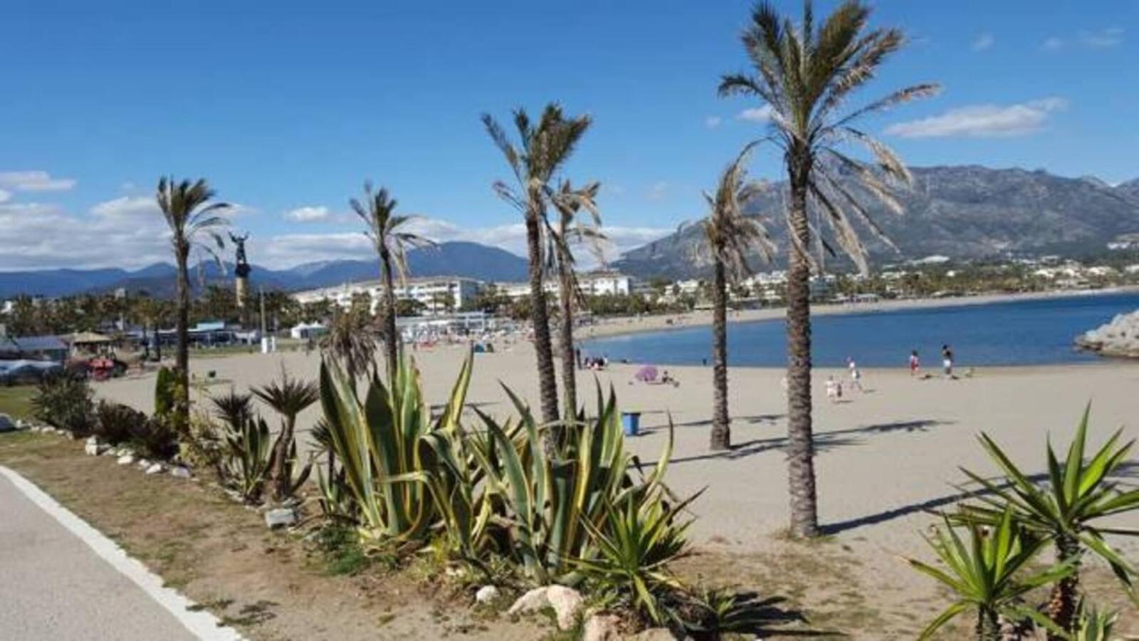 Beautiful Apartment Duquesa Village
